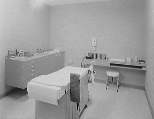 Image of a historical exam room from 1958